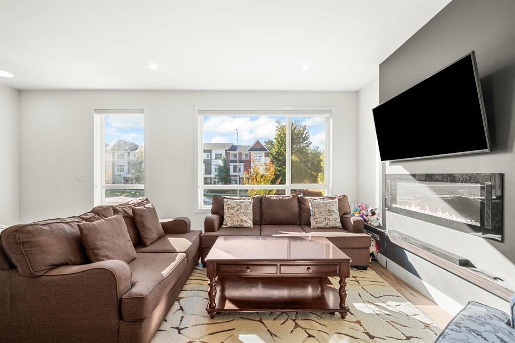 5 27640 Lantern Avenue, Abbotsford, British Columbia  V4X 1M3 - Photo 3 - R3068066