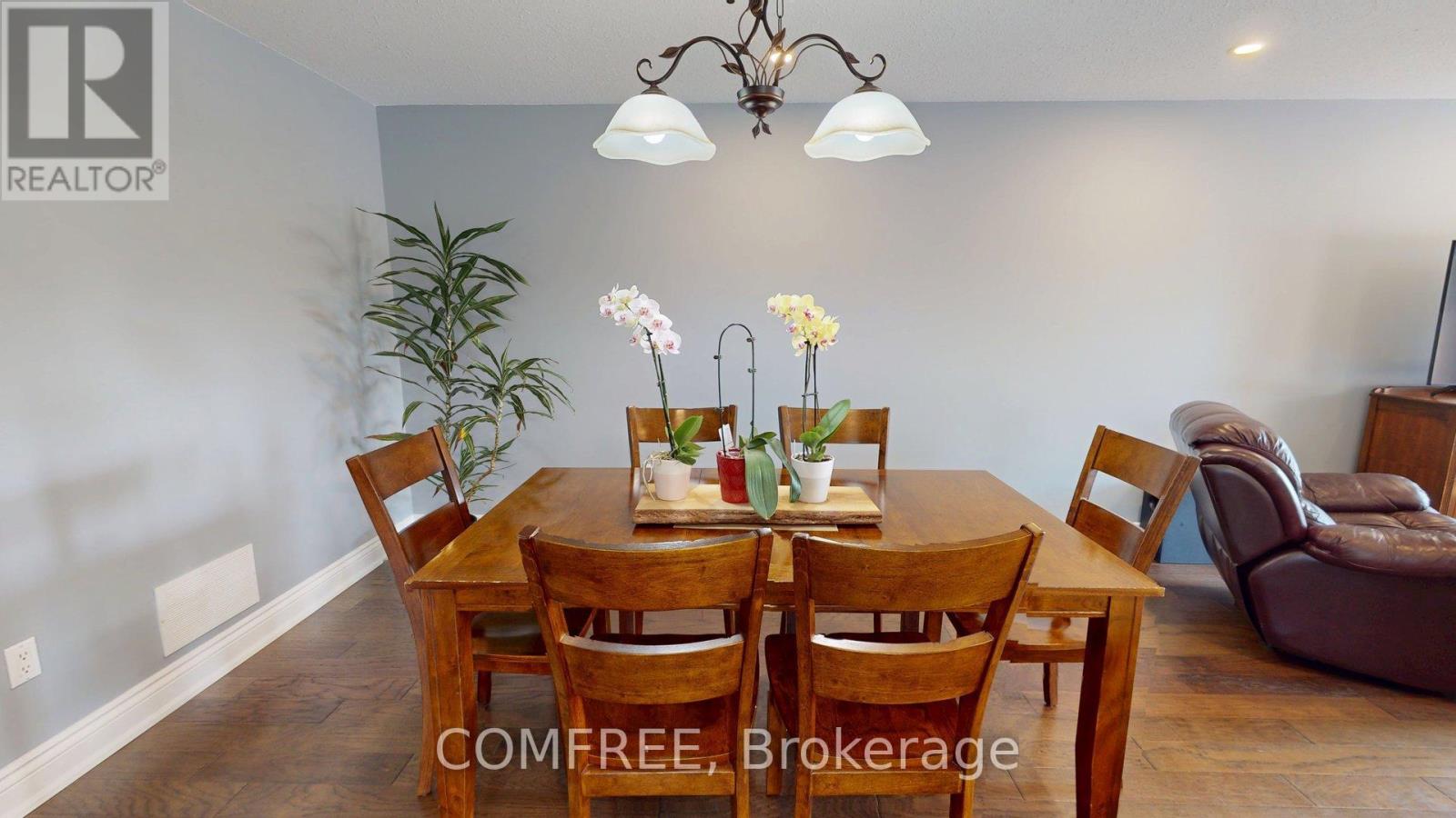 62 Golden Acres Drive, West Lincoln, Ontario L0R 2A0 - Photo 7 - X12553212