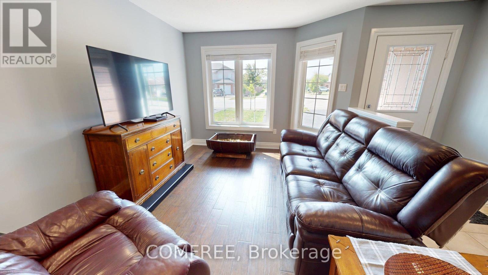 62 Golden Acres Drive, West Lincoln, Ontario L0R 2A0 - Photo 9 - X12553212