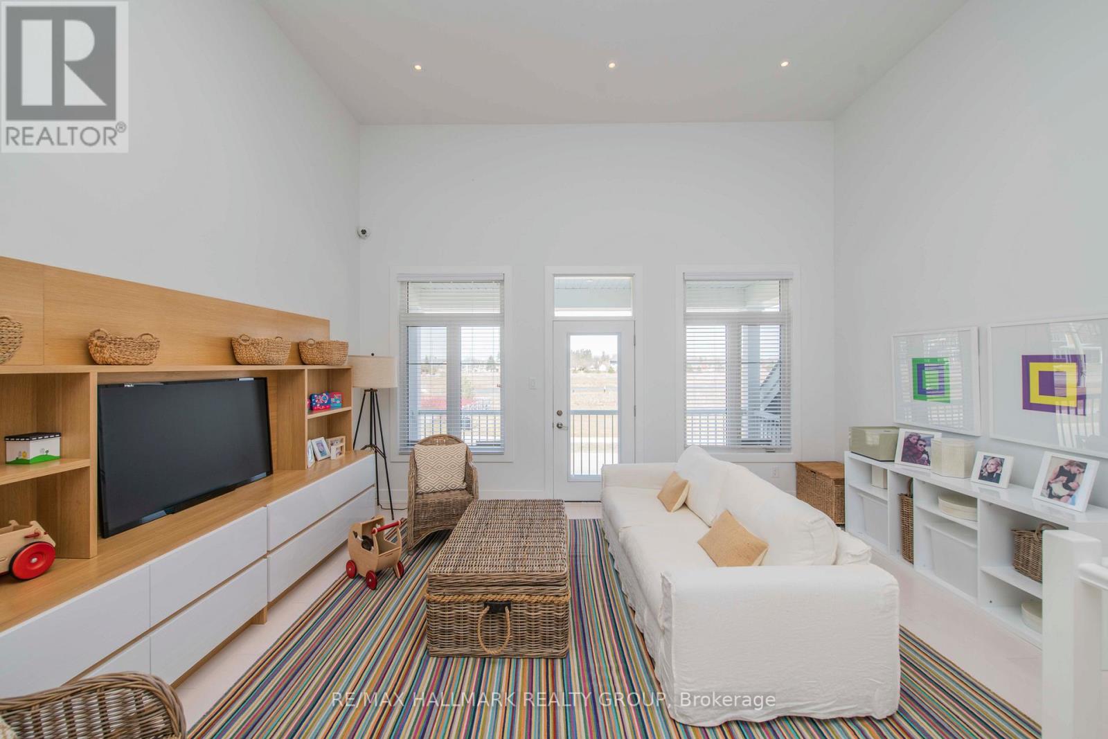 106 Hackamore Crescent, Ottawa, Ontario  K0A 2Z0 - Photo 18 - X12553218