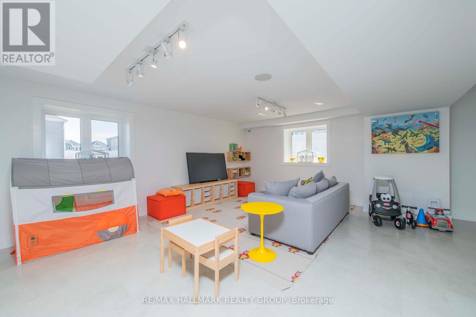 106 Hackamore Crescent, Ottawa, Ontario  K0A 2Z0 - Photo 35 - X12553218