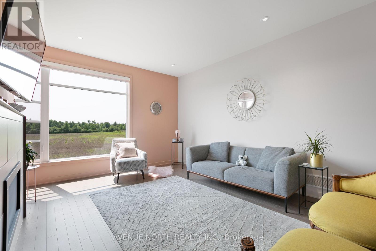 244 Shuttleworth Drive, Ottawa, Ontario  K1T 0T4 - Photo 17 - X12553222