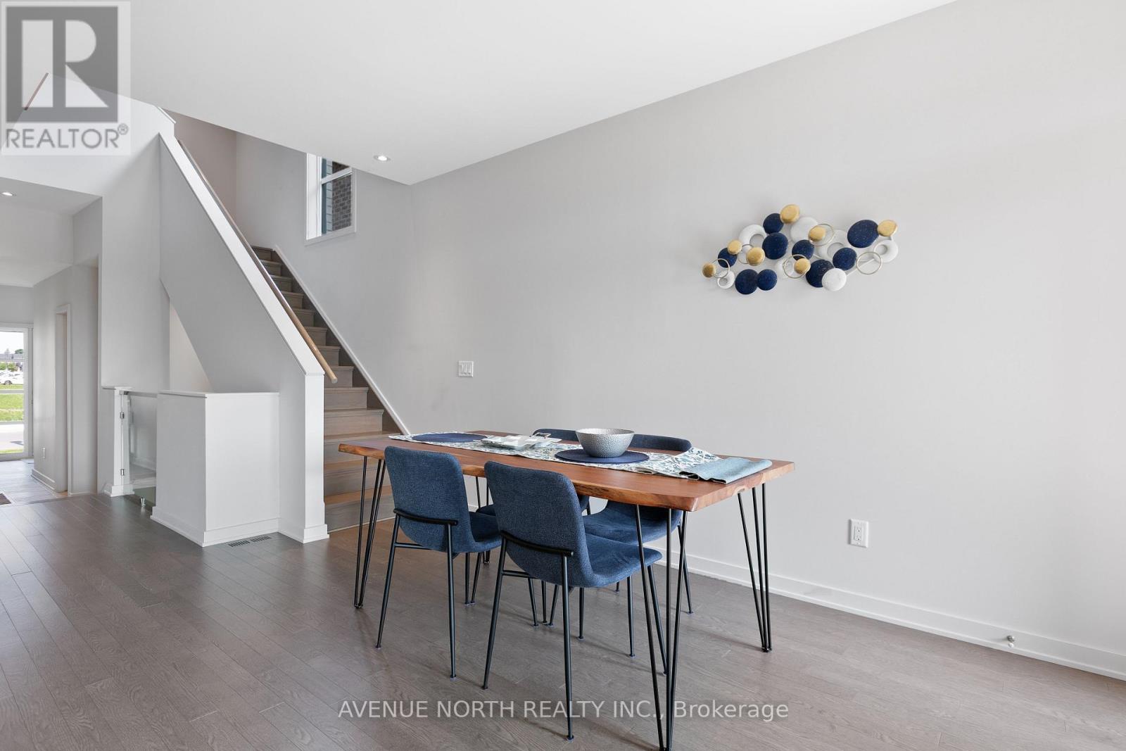 244 Shuttleworth Drive, Ottawa, Ontario  K1T 0T4 - Photo 20 - X12553222