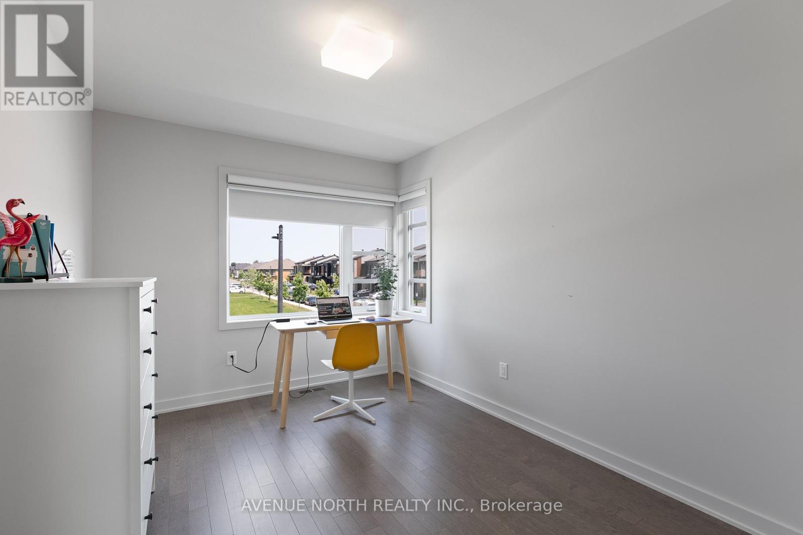 244 Shuttleworth Drive, Ottawa, Ontario  K1T 0T4 - Photo 34 - X12553222