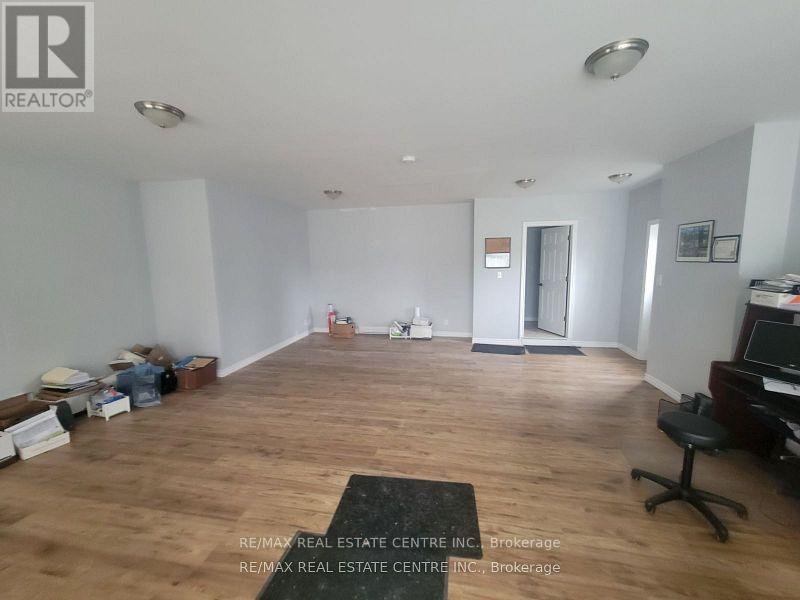 4 - 130 James Street N, Shelburne, Ontario  L0N 1J0 - Photo 3 - X12553196