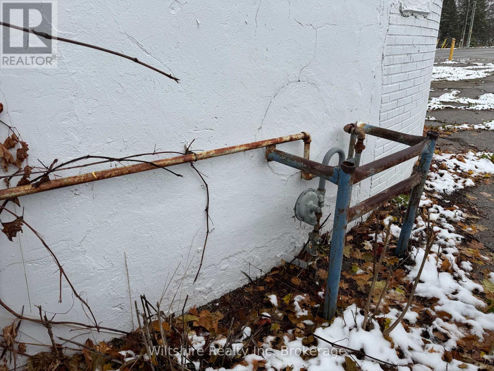 124636 Simcoe Street, Tillsonburg, Ontario  N4G 2H6 - Photo 7 - X12553264