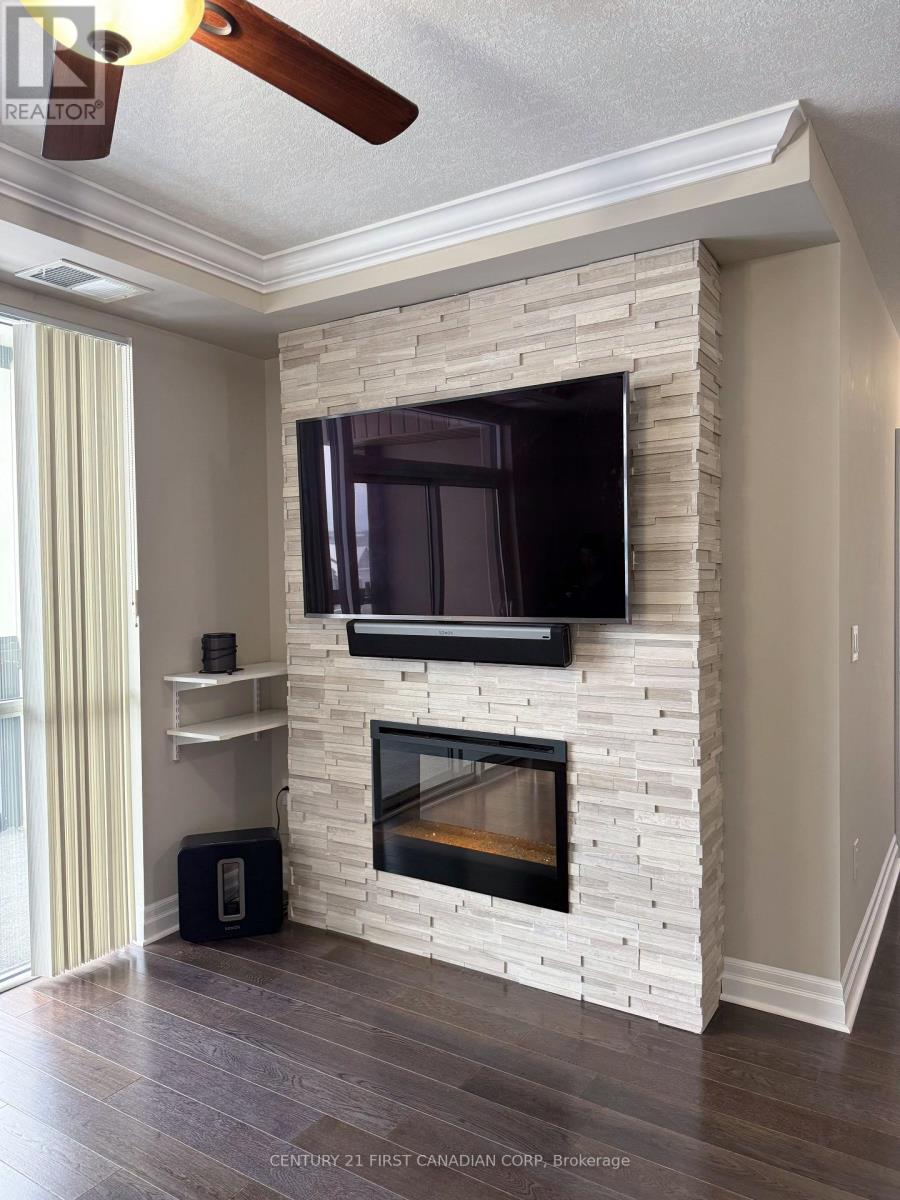 512 - 240 Villagewalk Boulevard, London North, Ontario N6G 0P6 - Photo 13 - X12480298