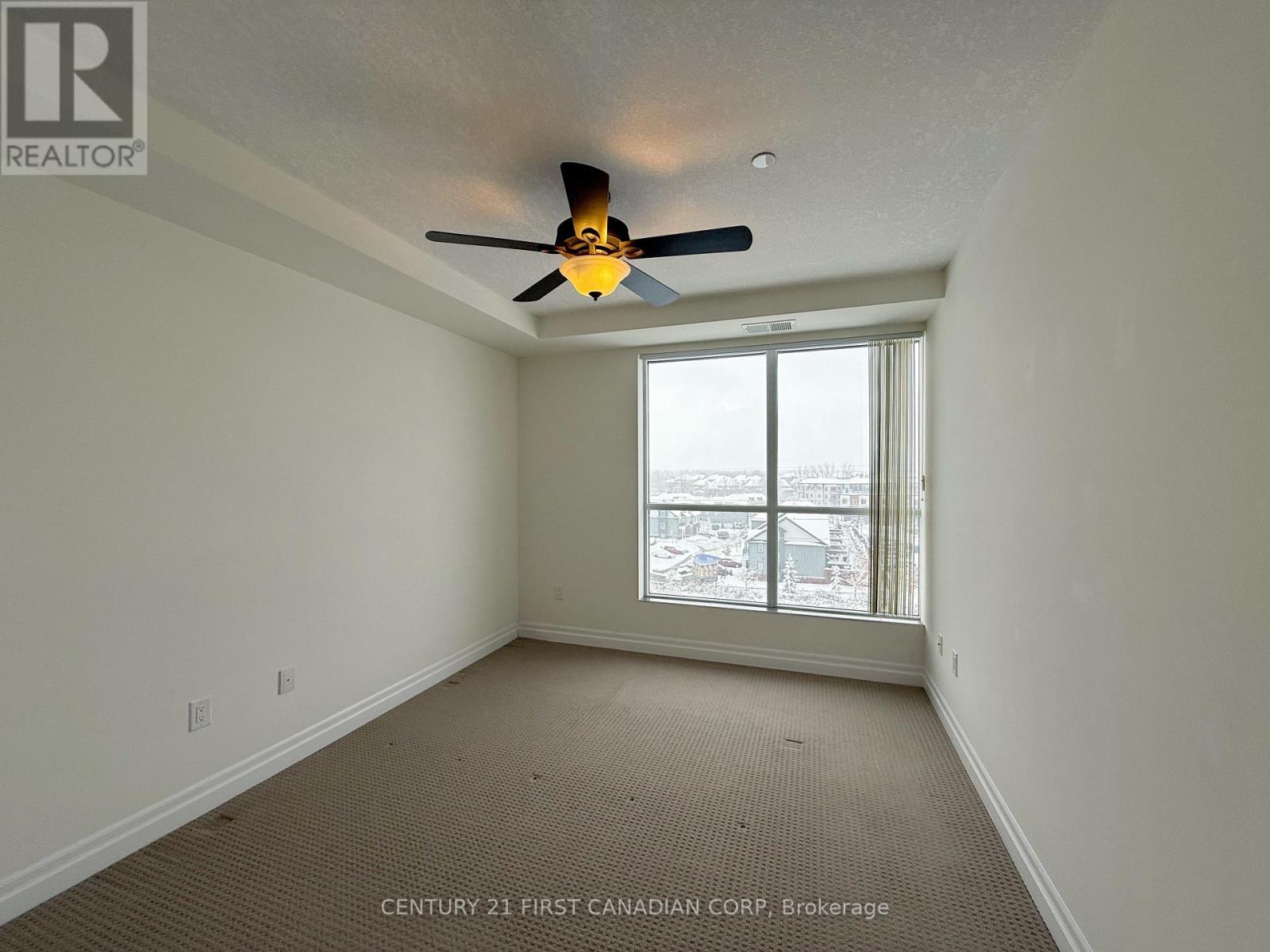 512 - 240 Villagewalk Boulevard, London North, Ontario N6G 0P6 - Photo 14 - X12480298