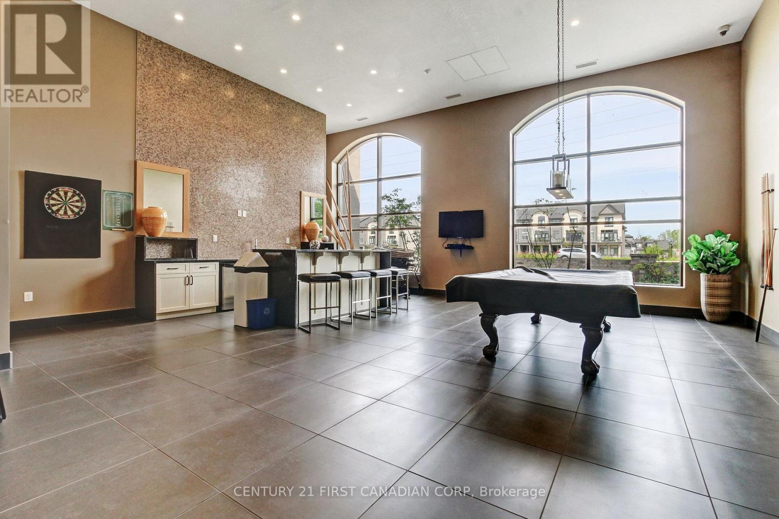 512 - 240 Villagewalk Boulevard, London North, Ontario N6G 0P6 - Photo 23 - X12480298