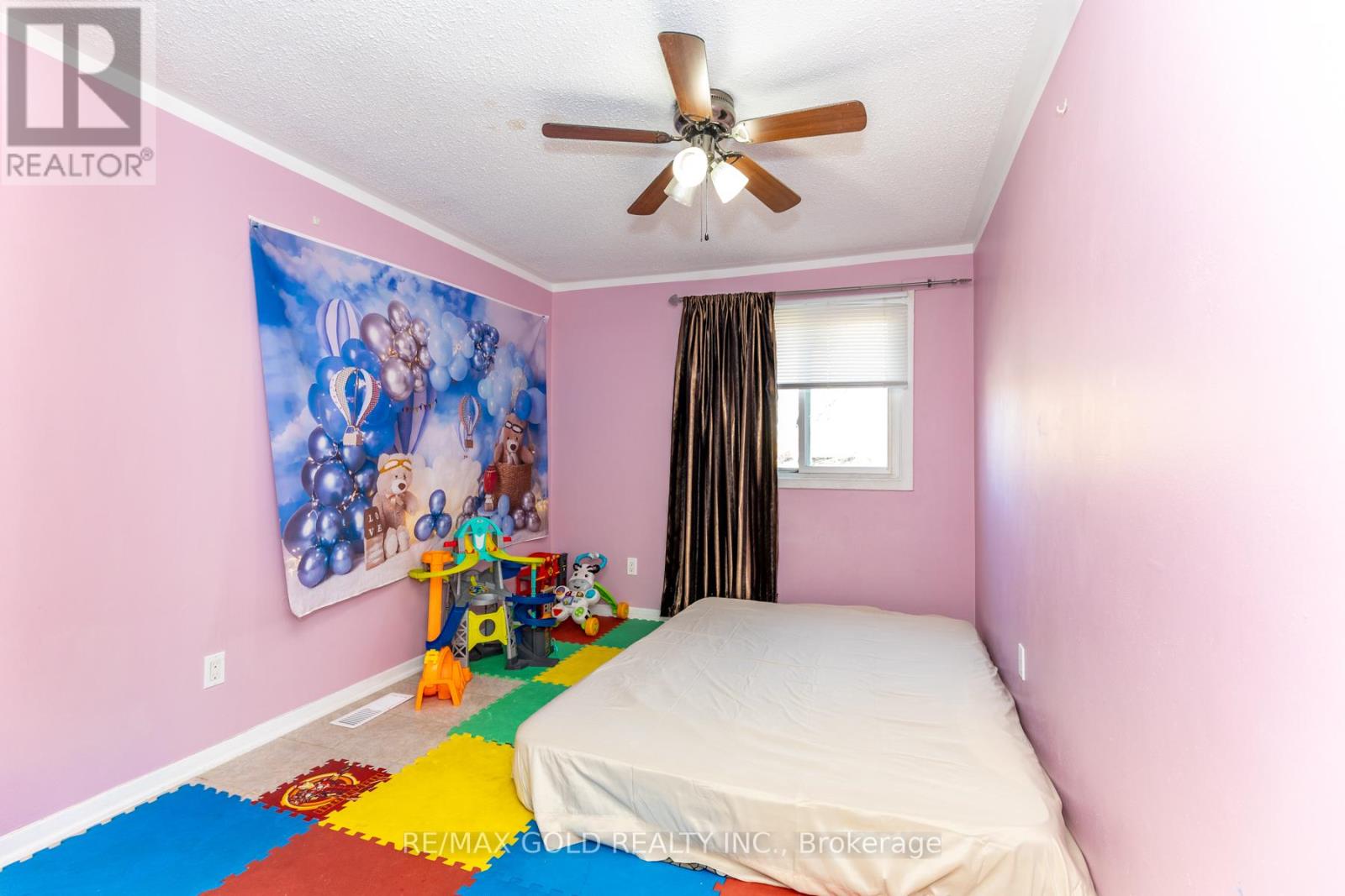 7610 Anaka Drive, Mississauga, Ontario L4T 3H7 - Photo 7 - W12549212