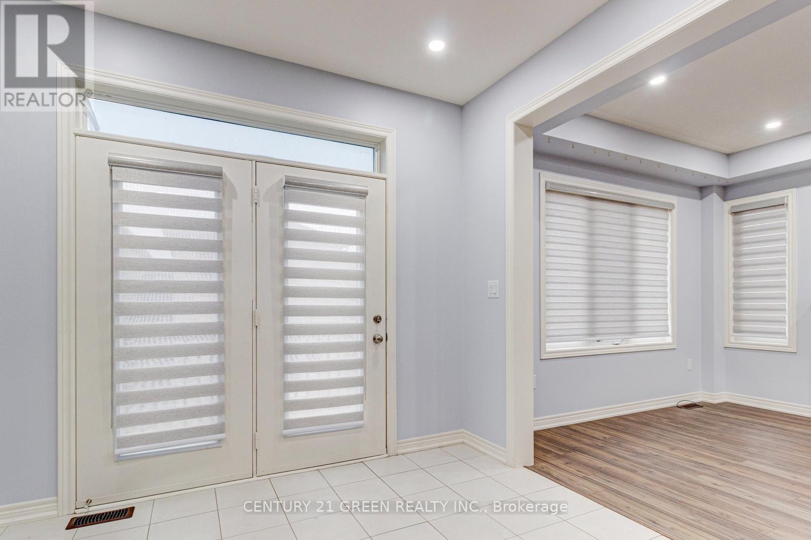 300 Skinner Road, Hamilton, Ontario L8B 1X2 - Photo 20 - X12547494