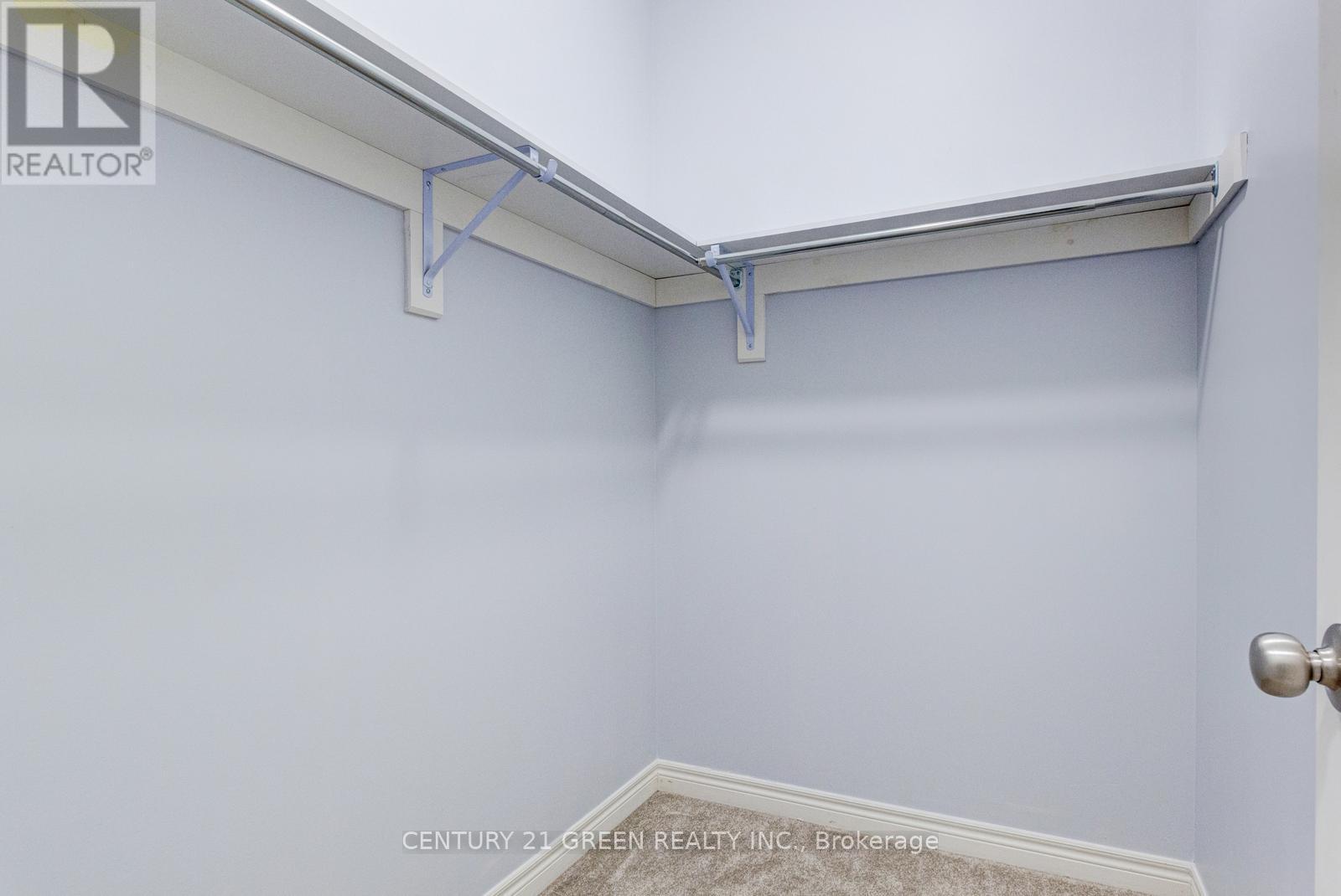 300 Skinner Road, Hamilton, Ontario L8B 1X2 - Photo 30 - X12547494