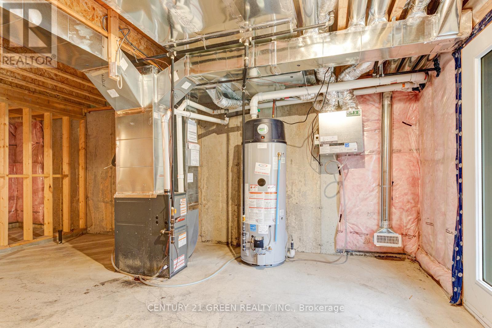 300 Skinner Road, Hamilton, Ontario L8B 1X2 - Photo 45 - X12547494