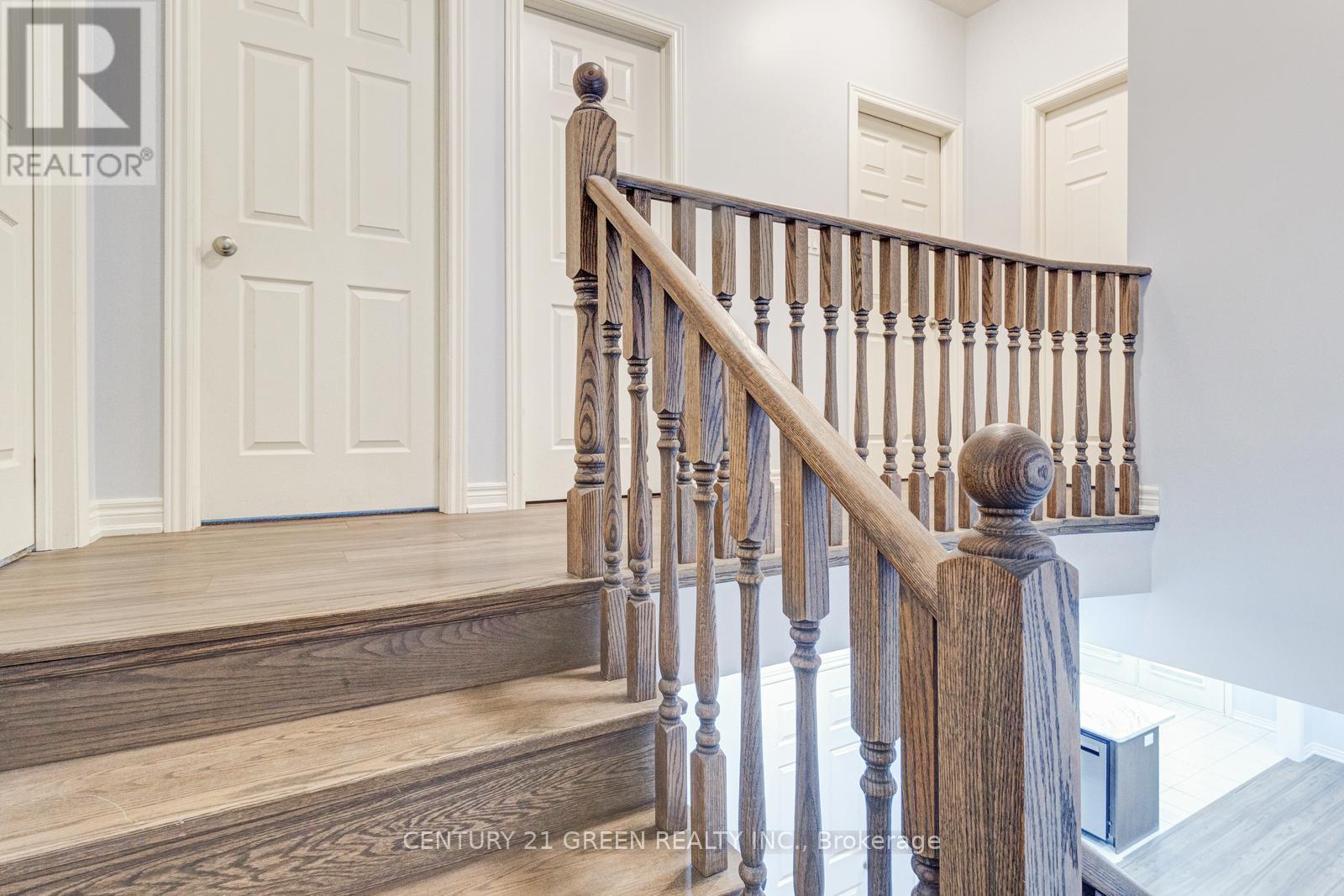 300 Skinner Road, Hamilton, Ontario L8B 1X2 - Photo 25 - X12547494