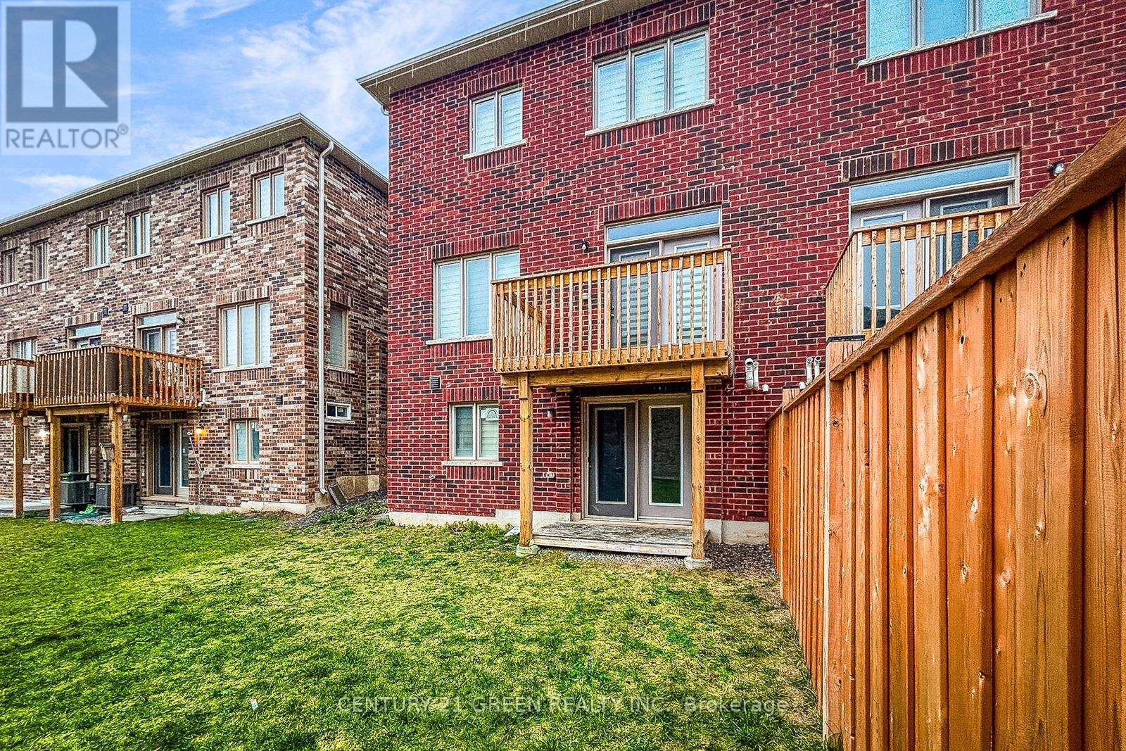 300 Skinner Road, Hamilton, Ontario L8B 1X2 - Photo 48 - X12547494