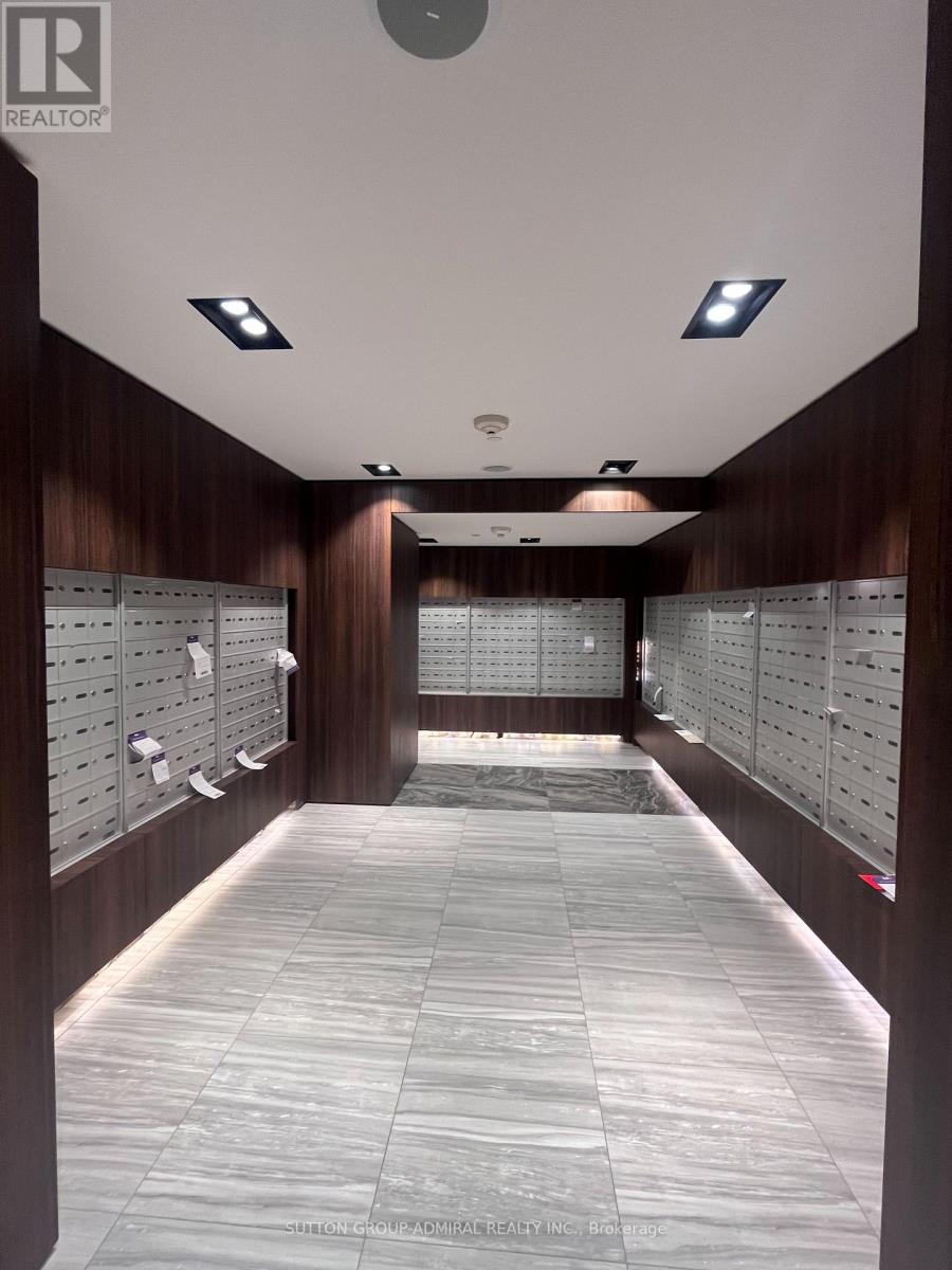 3603 - 1 Yorkville Avenue, Toronto, Ontario  M4W 0B1 - Photo 3 - C12553210