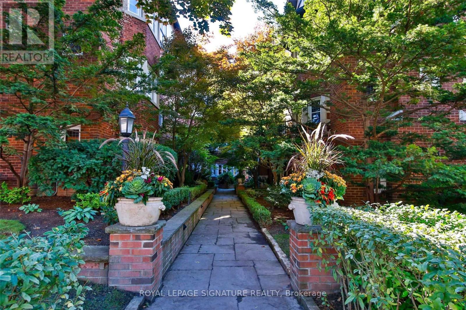 Unit 2 - 313 Lonsdale Road, Toronto, Ontario  M4V 1X3 - Photo 13 - C12553216