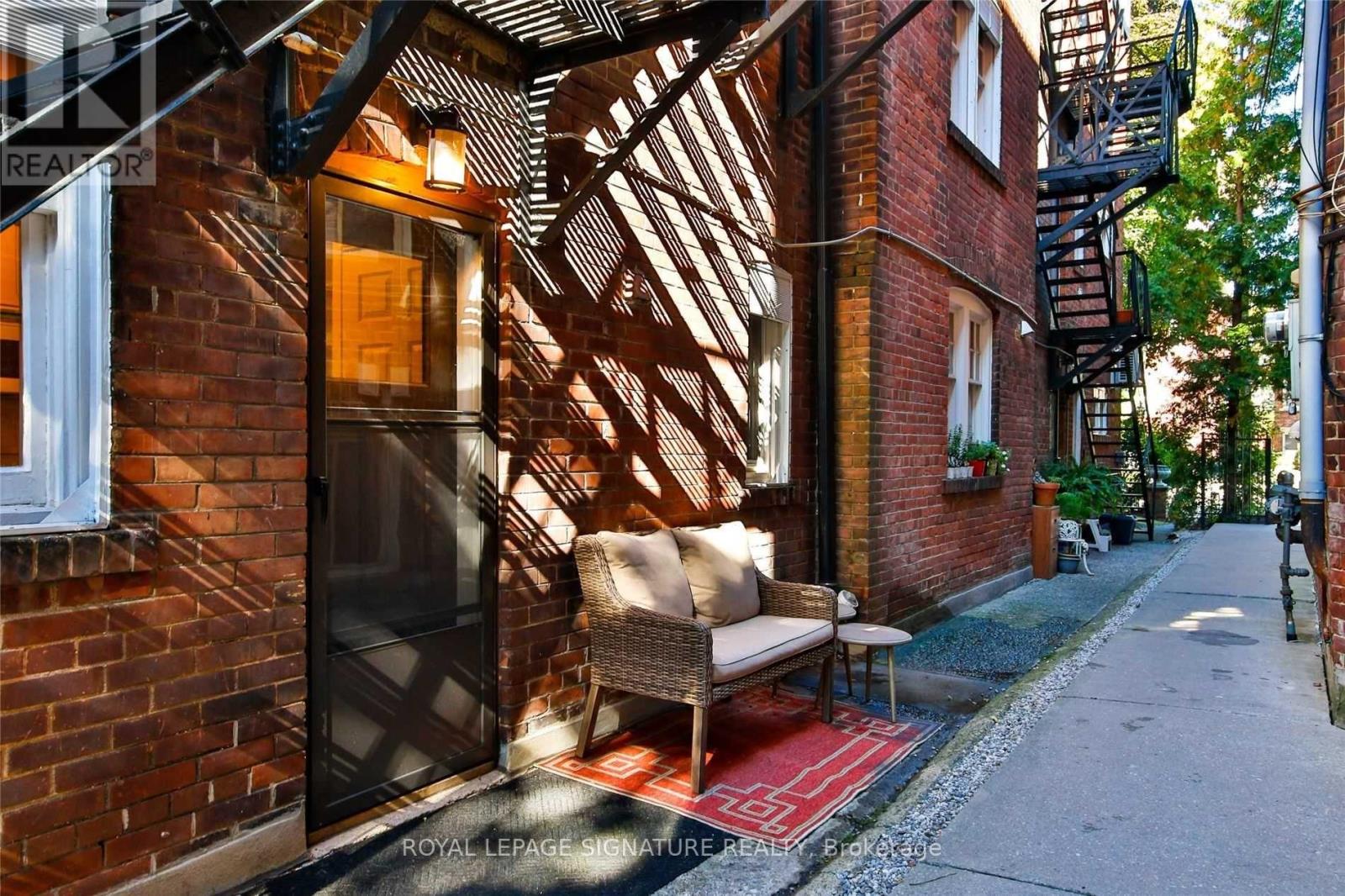 Unit 2 - 313 Lonsdale Road, Toronto, Ontario  M4V 1X3 - Photo 15 - C12553216