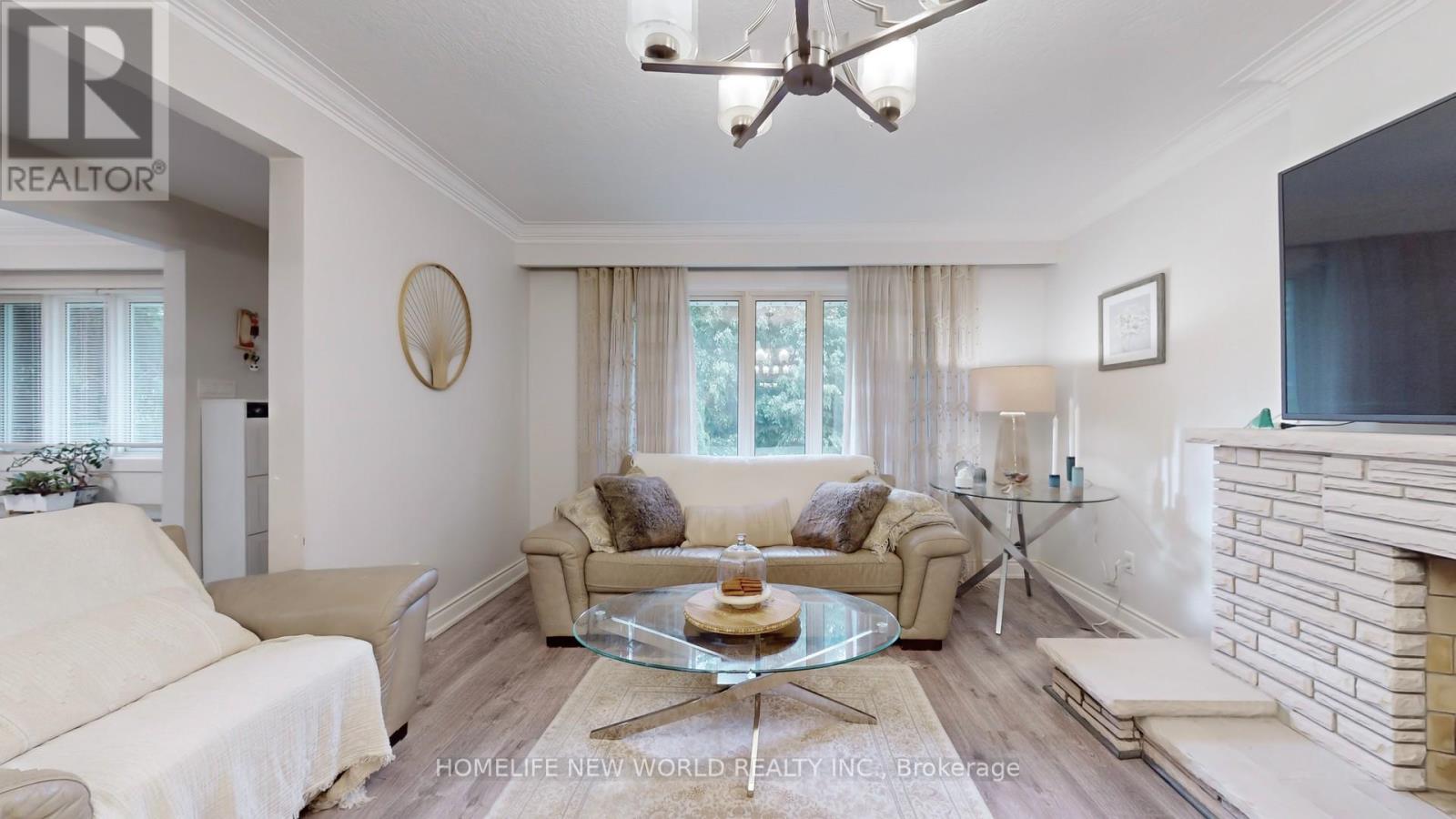 11 Elynhill Drive, Toronto, Ontario  M2R 1C5 - Photo 3 - C12553254