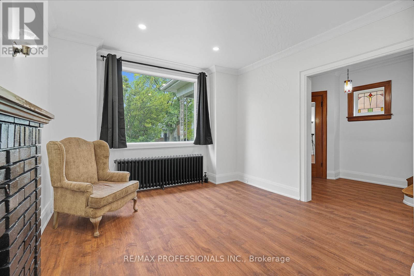 45 St Germain Avenue, Toronto, Ontario  M5M 1V9 - Photo 4 - C12553260