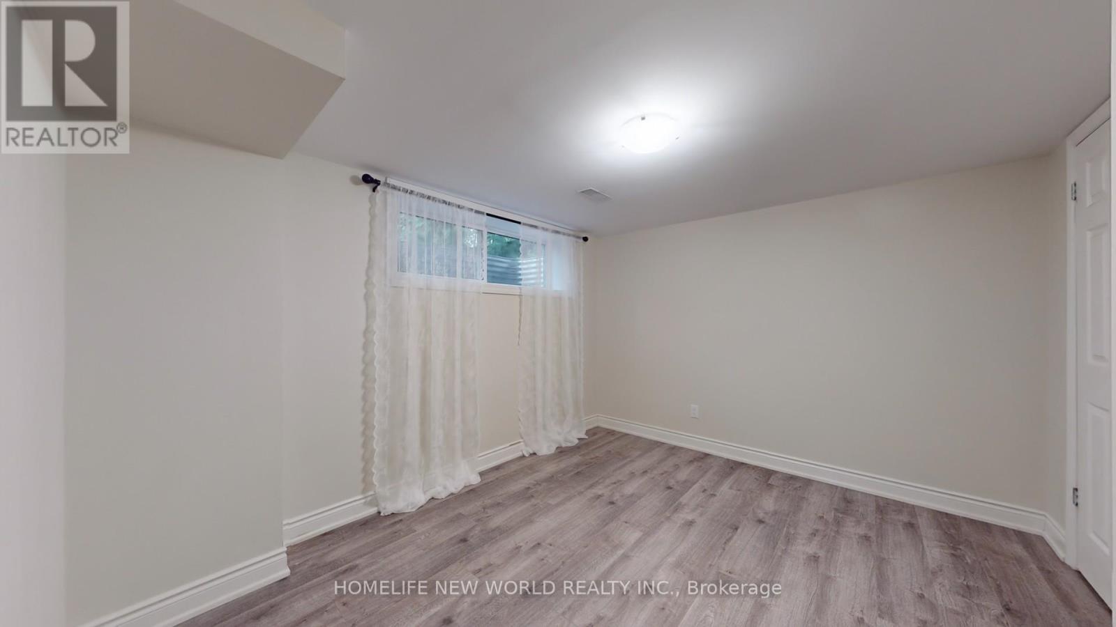 Bsm - 11 Elynhill Drive, Toronto, Ontario  M2R 1C5 - Photo 7 - C12553268