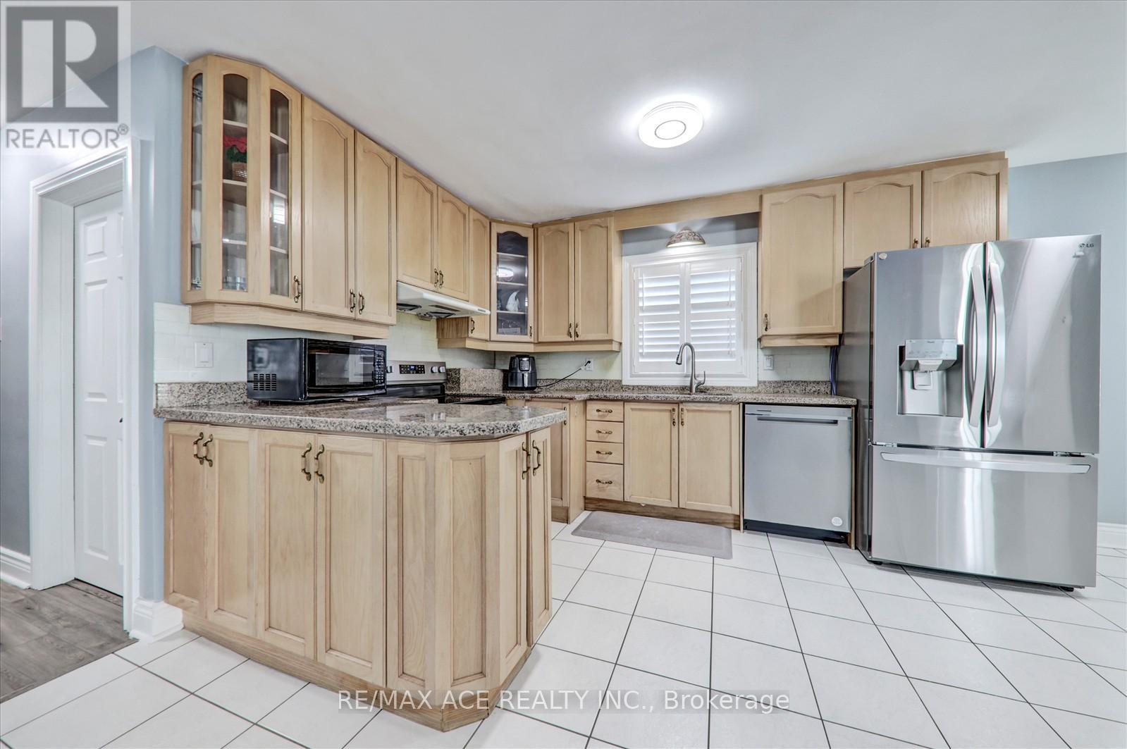 53 Falaise Road, Toronto, Ontario  M1E 3B7 - Photo 13 - E12553224