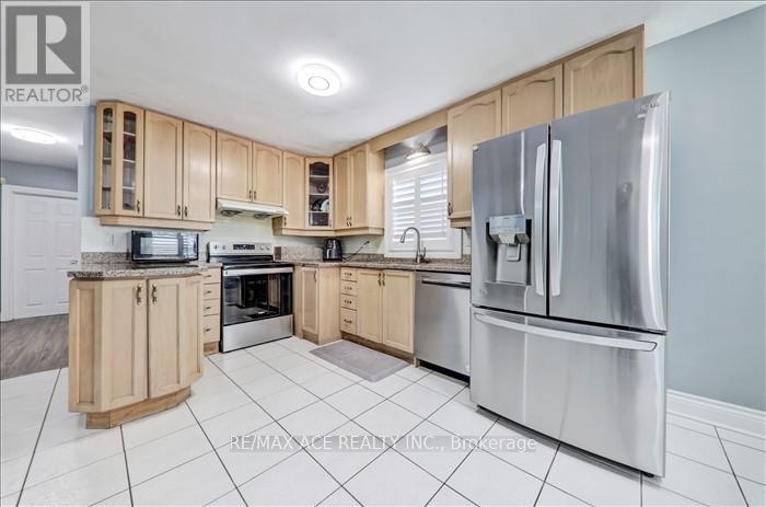 53 Falaise Road, Toronto, Ontario  M1E 3B7 - Photo 9 - E12553224