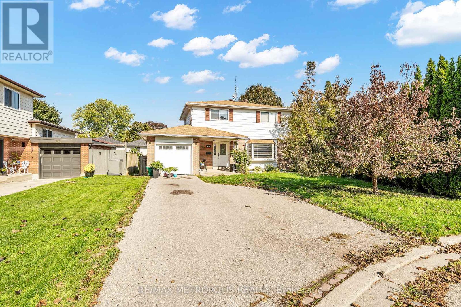 BASEMENT - 834 SANOK DRIVE, Pickering, Ontario