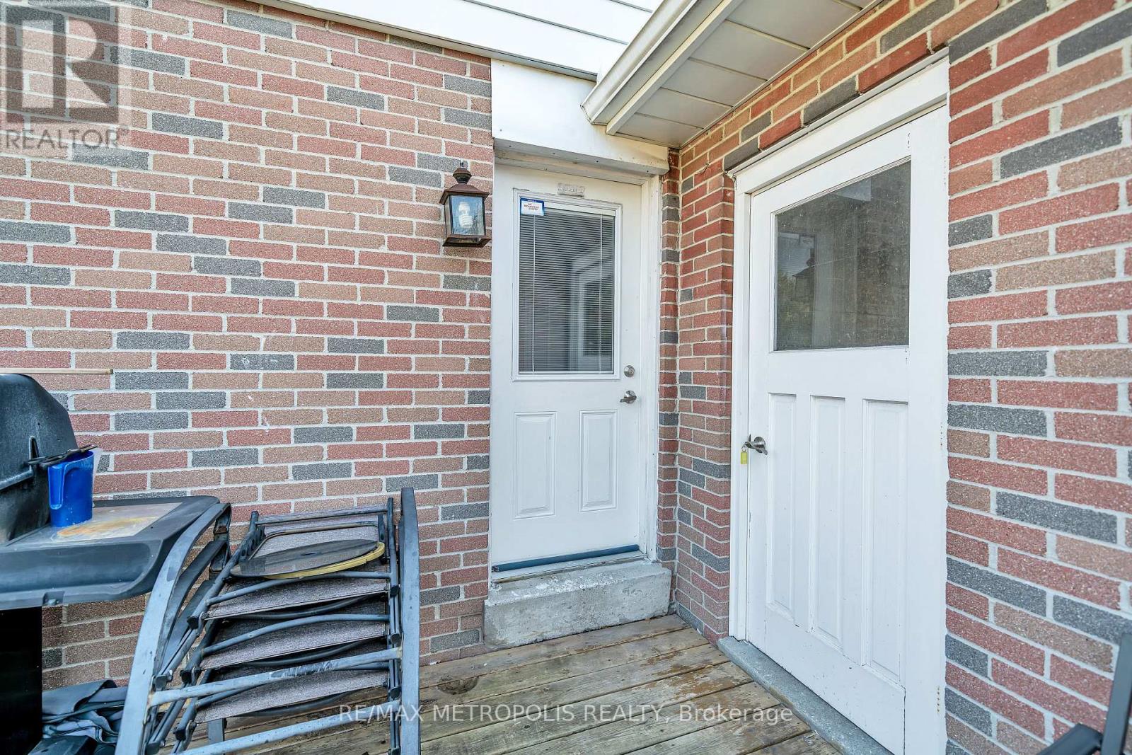 Basement - 834 Sanok Drive, Pickering, Ontario  L1W 2R2 - Photo 3 - E12553230