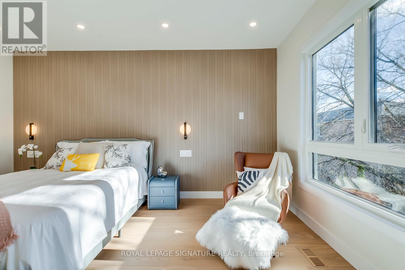 117 Holborne Avenue, Toronto, Ontario  M4C 2R3 - Photo 23 - E12553252