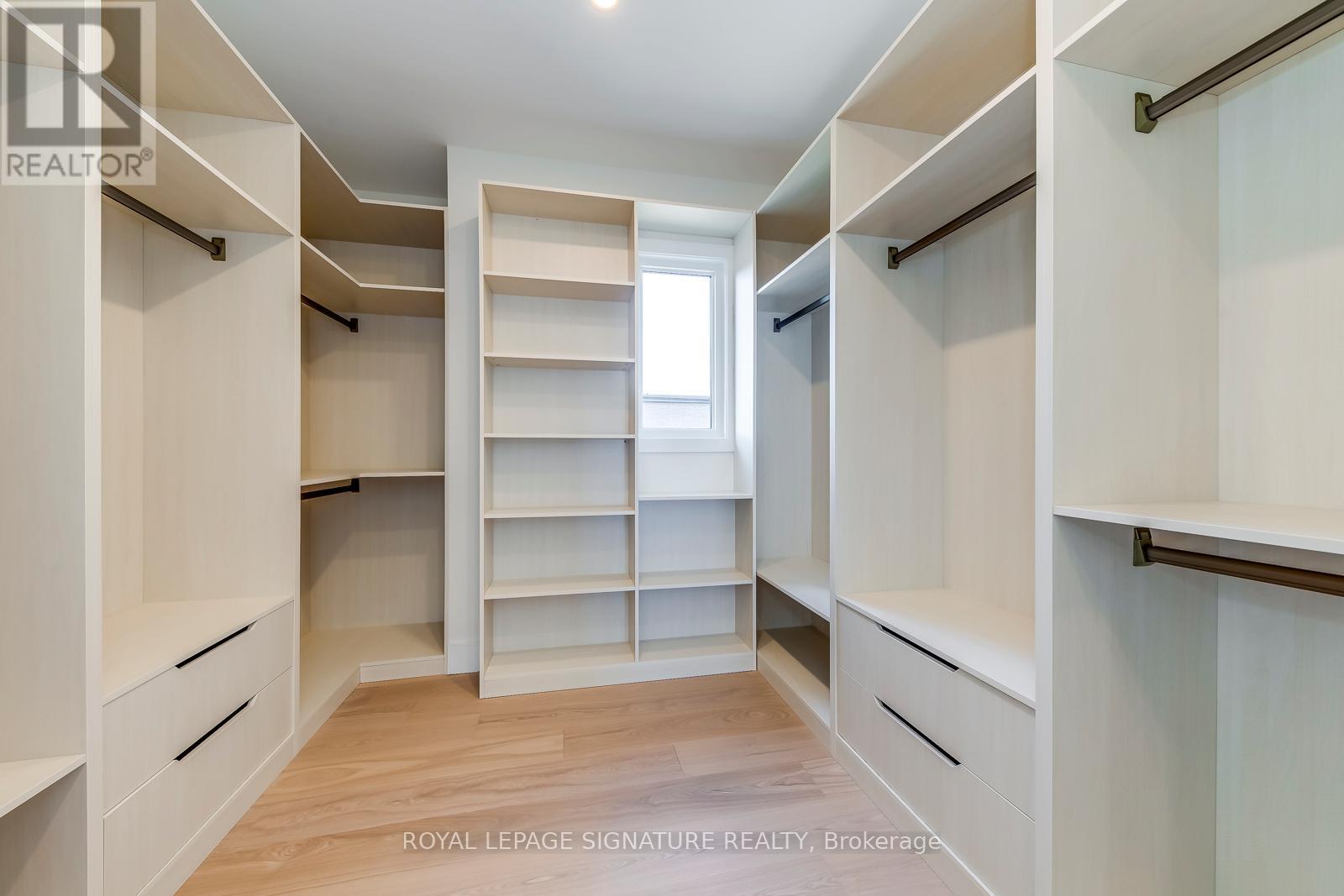 117 Holborne Avenue, Toronto, Ontario  M4C 2R3 - Photo 24 - E12553252