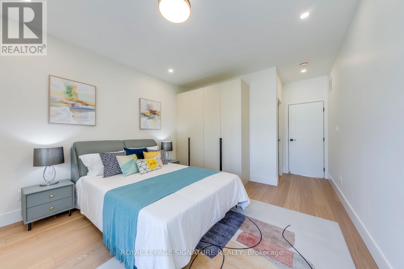 117 Holborne Avenue, Toronto, Ontario  M4C 2R3 - Photo 30 - E12553252