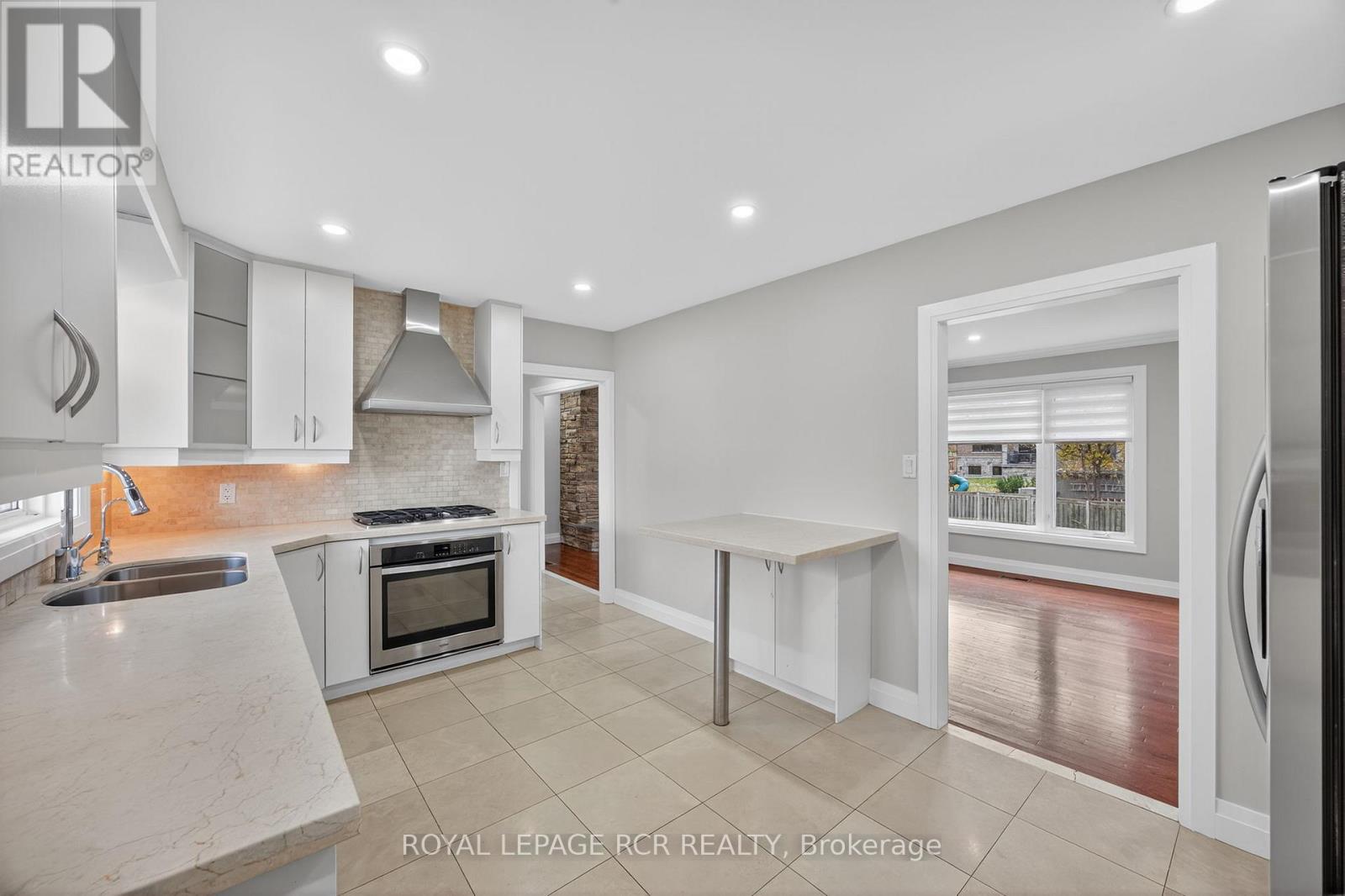 52 Elizabeth Drive, King, Ontario  L0G 1N0 - Photo 10 - N12553208