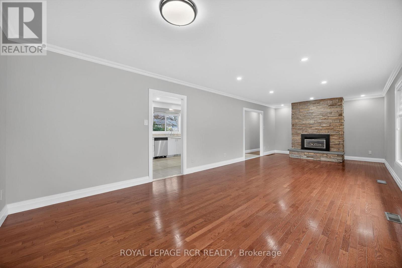 52 Elizabeth Drive, King, Ontario  L0G 1N0 - Photo 12 - N12553208