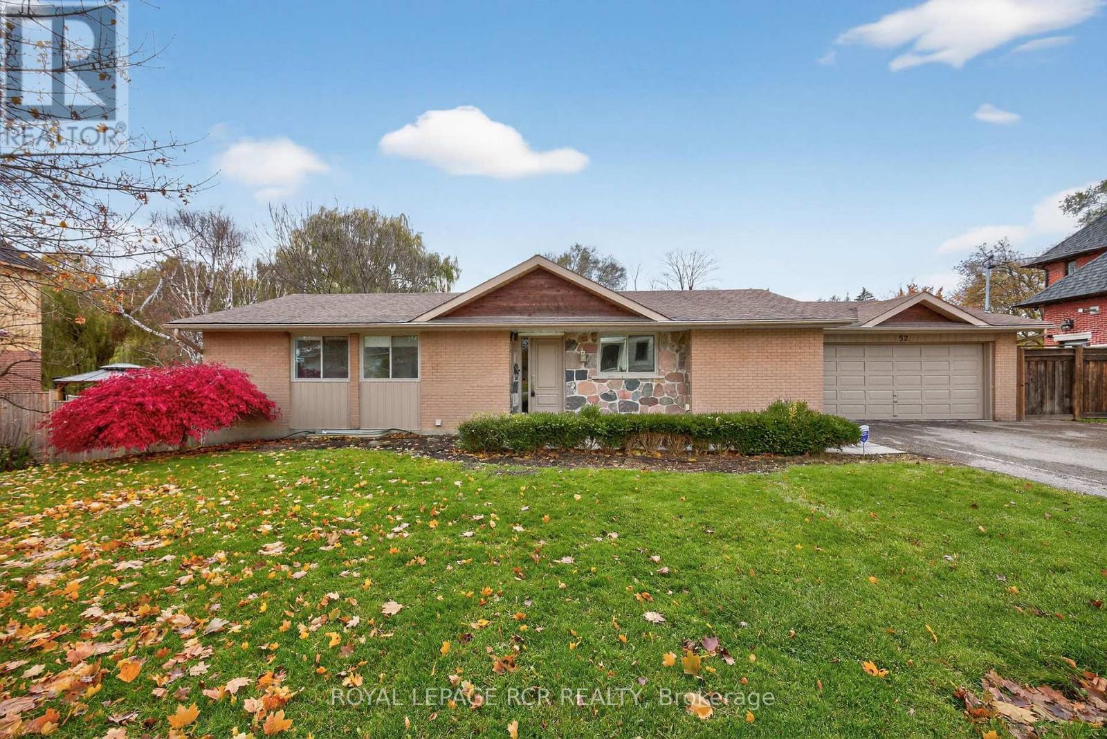 52 Elizabeth Drive, King, Ontario  L0G 1N0 - Photo 2 - N12553208