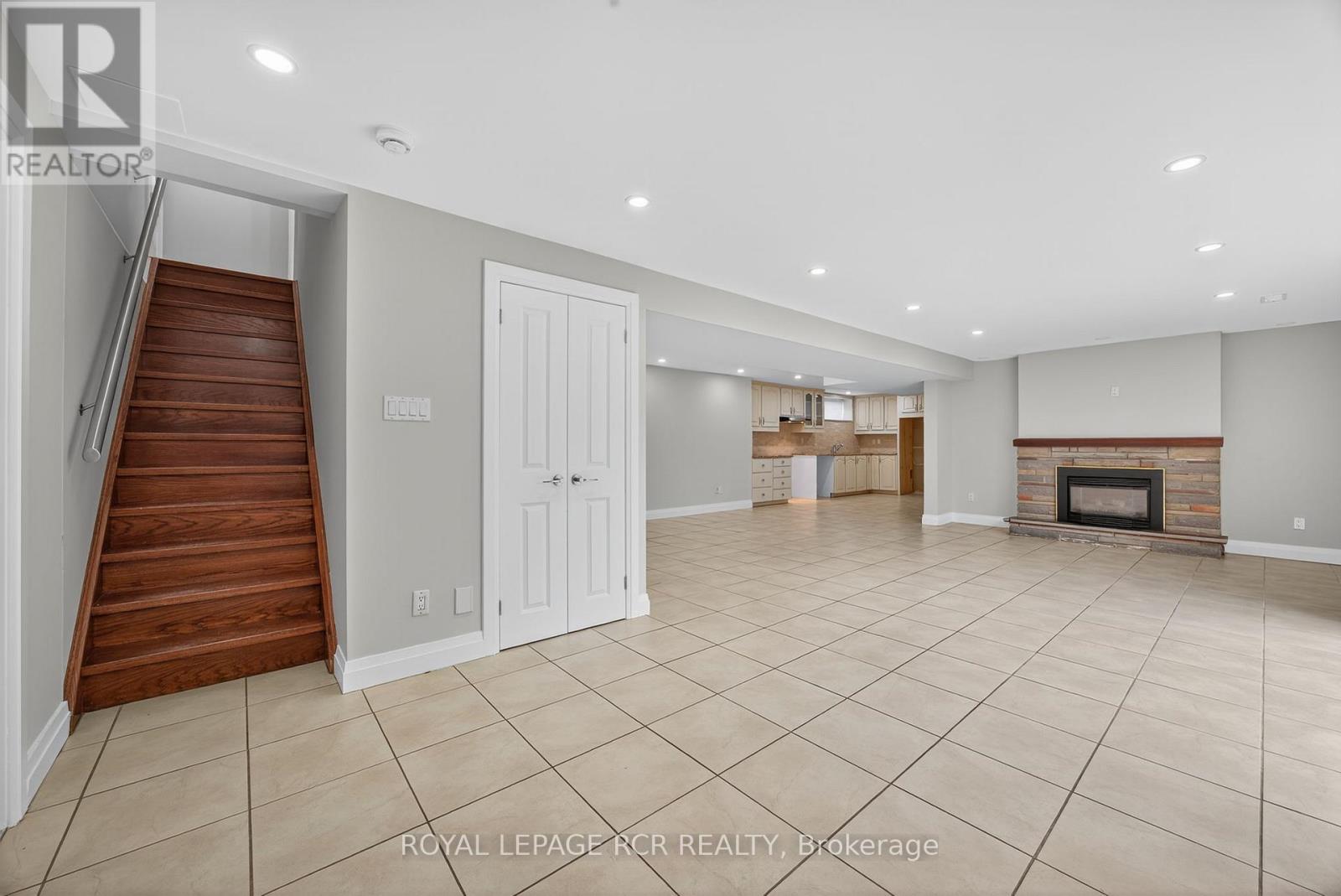 52 Elizabeth Drive, King, Ontario  L0G 1N0 - Photo 24 - N12553208