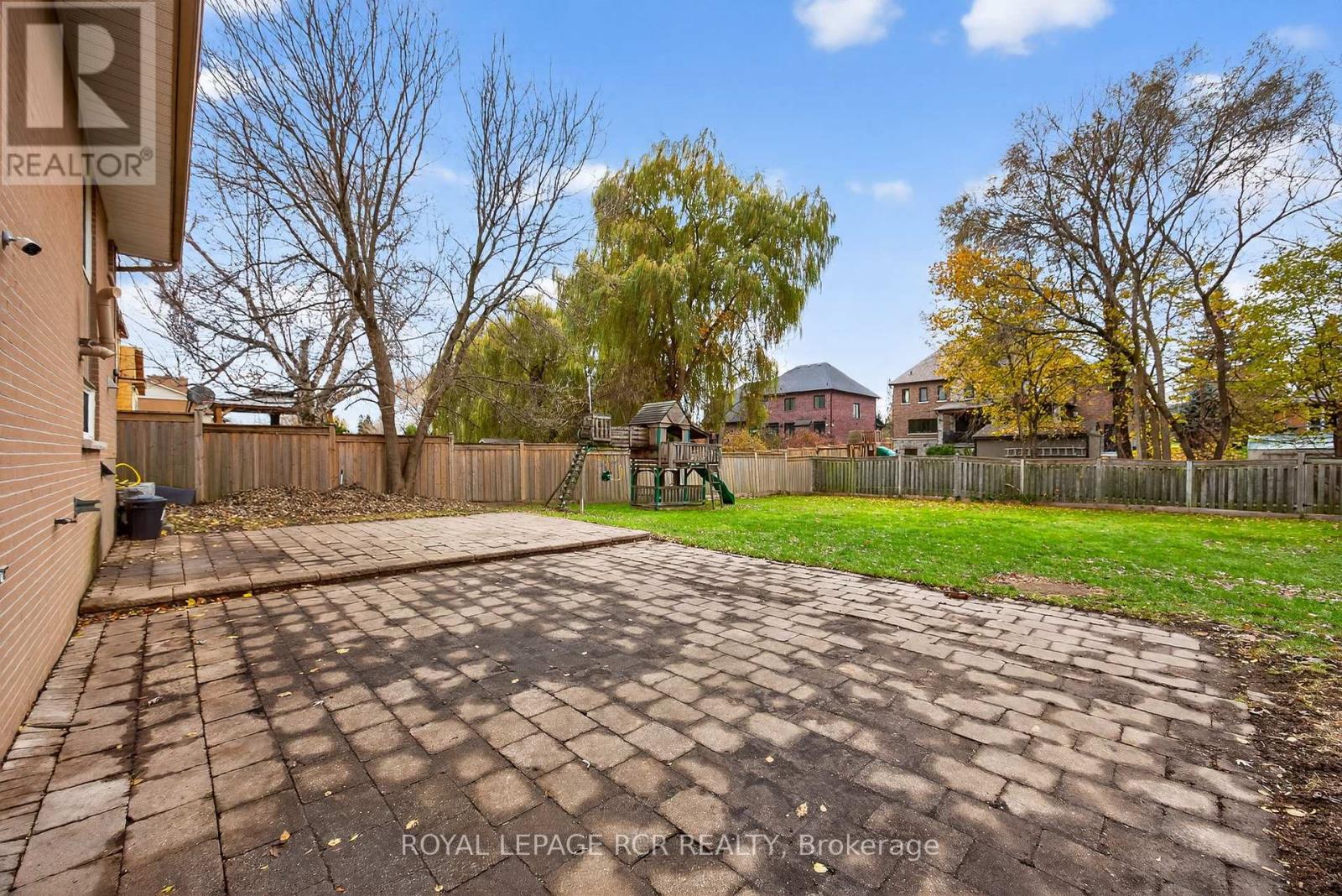 52 Elizabeth Drive, King, Ontario  L0G 1N0 - Photo 37 - N12553208