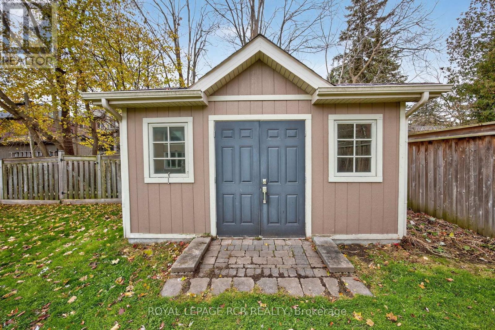 52 Elizabeth Drive, King, Ontario  L0G 1N0 - Photo 43 - N12553208