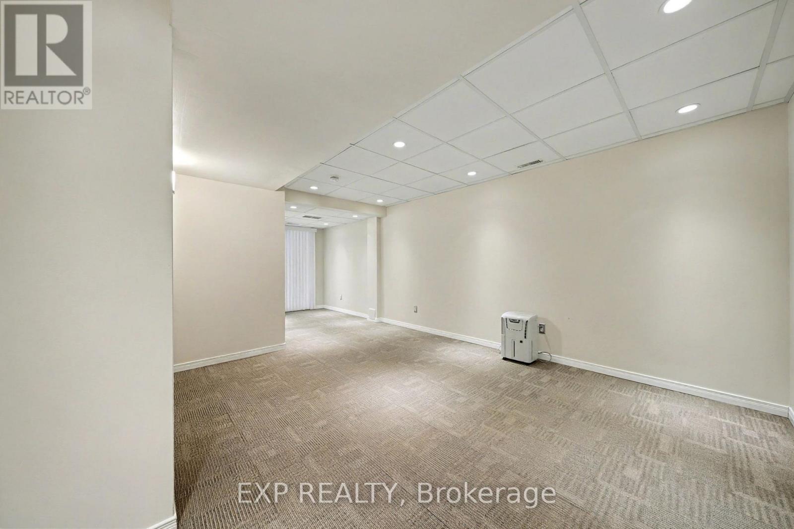 56 Hawthorne Crescent, Barrie, Ontario  L4N 9Y7 - Photo 29 - S12553246