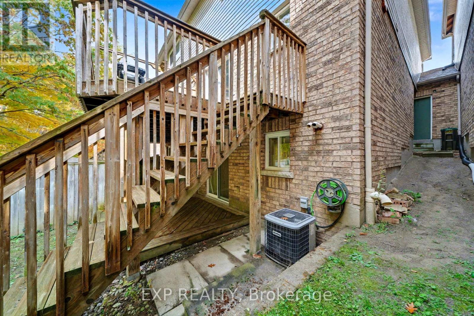 56 Hawthorne Crescent, Barrie, Ontario  L4N 9Y7 - Photo 31 - S12553246