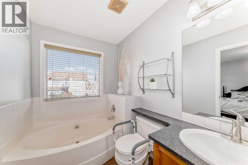 307 Panatella Court Nw, Calgary, Alberta  T3K 5Y1 - Photo 29 - A2265812