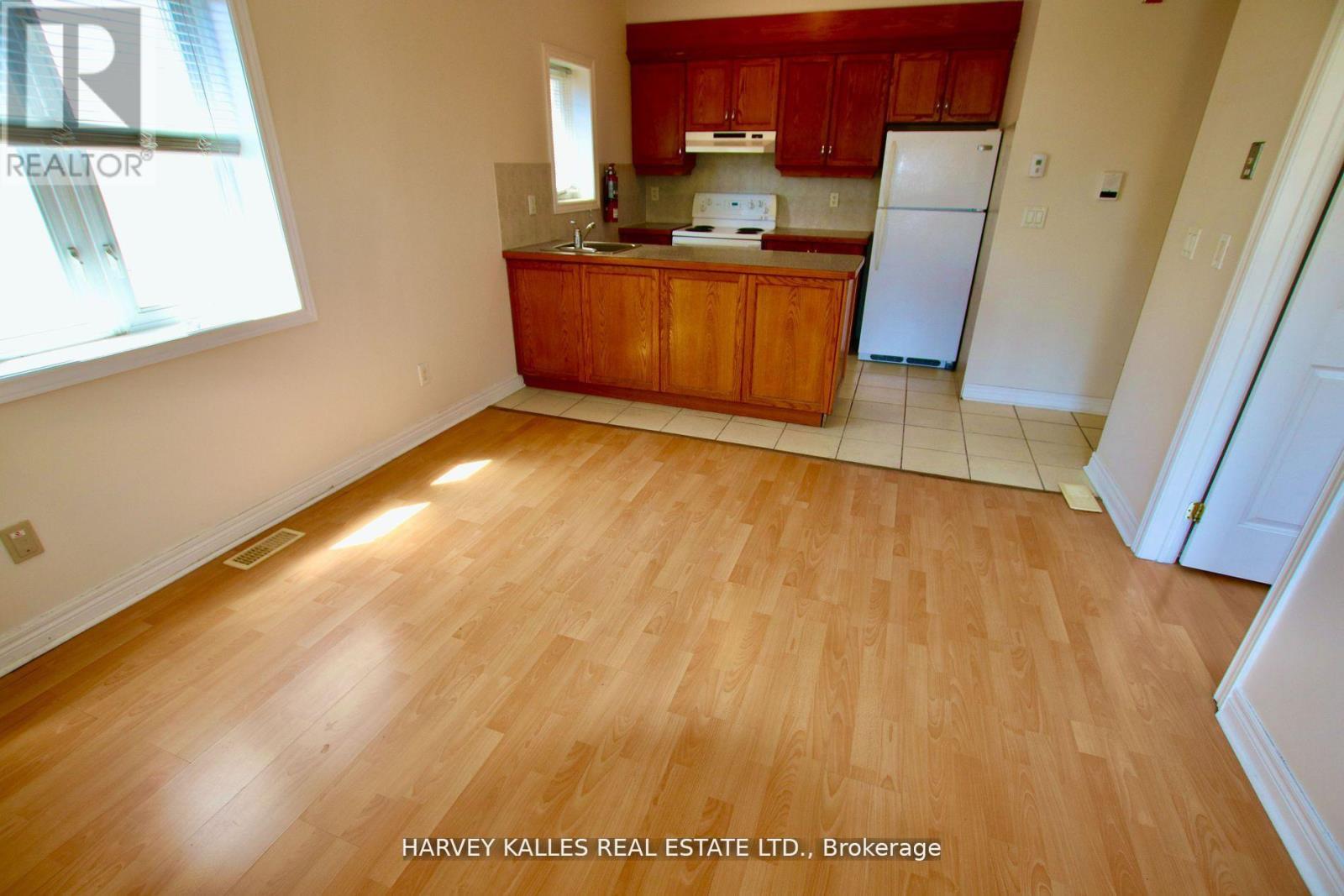 2 - 775 OSSINGTON AVENUE, Toronto, Ontario