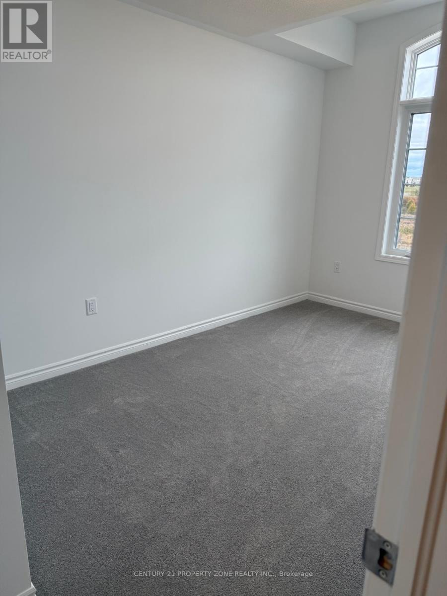 29 Yellow Rail Crescent, Brampton, Ontario  L7A 0B5 - Photo 4 - W12553258