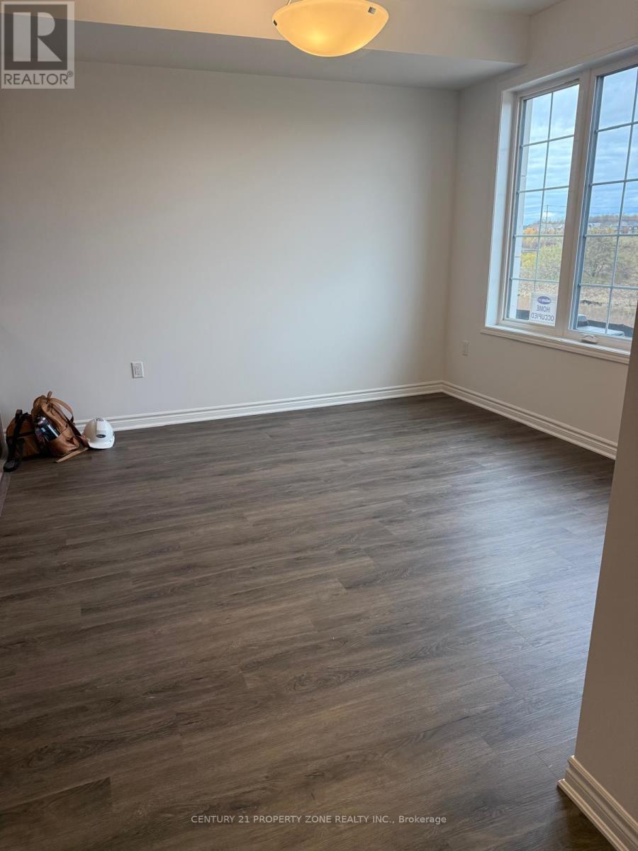 29 Yellow Rail Crescent, Brampton, Ontario  L7A 0B5 - Photo 7 - W12553258