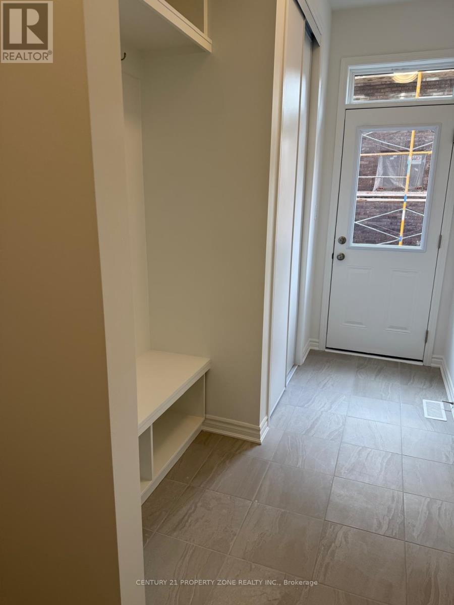 29 Yellow Rail Crescent, Brampton, Ontario  L7A 0B5 - Photo 8 - W12553258