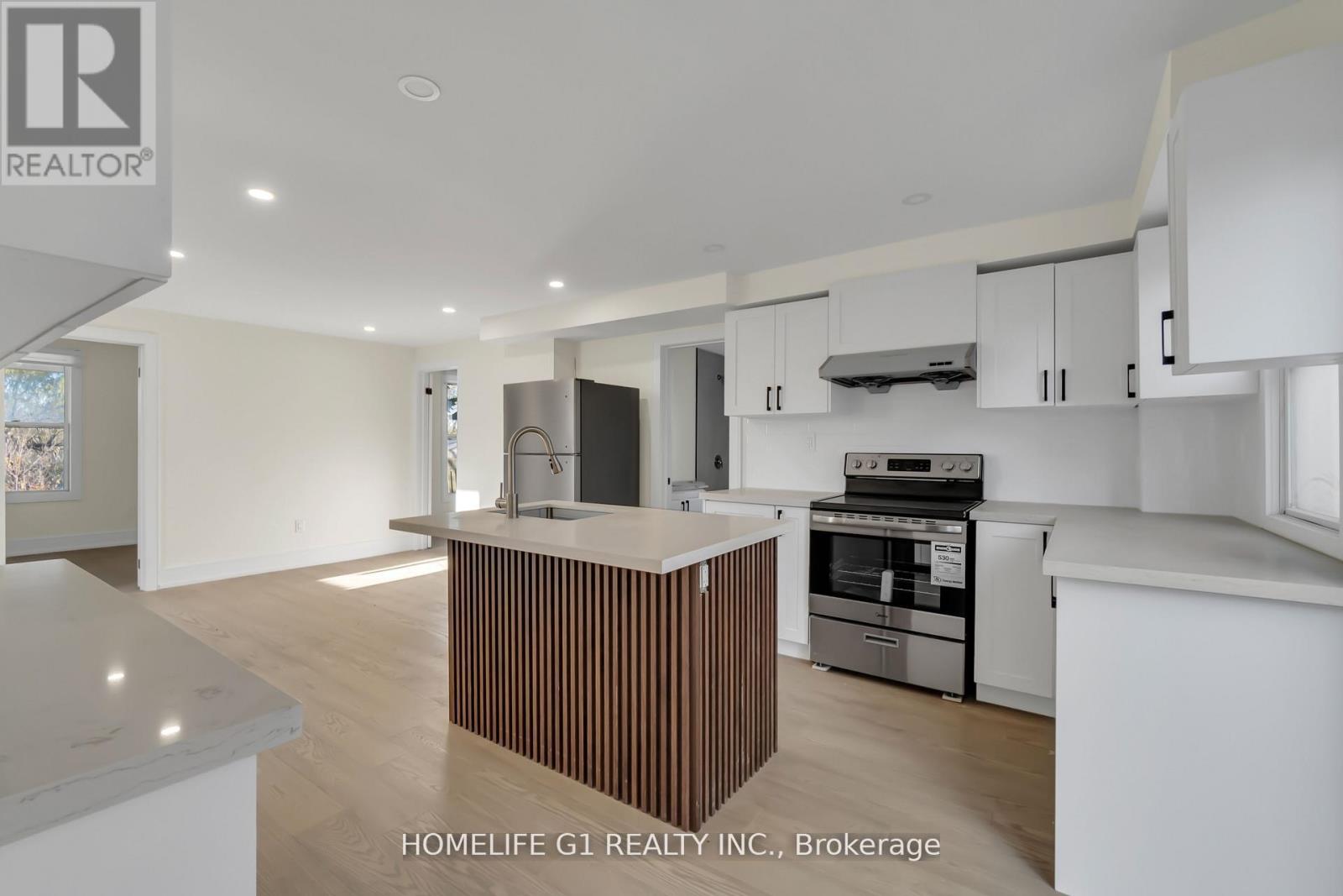 241 Charles Street W, Ingersoll, Ontario  N5C 2M5 - Photo 12 - X12553226