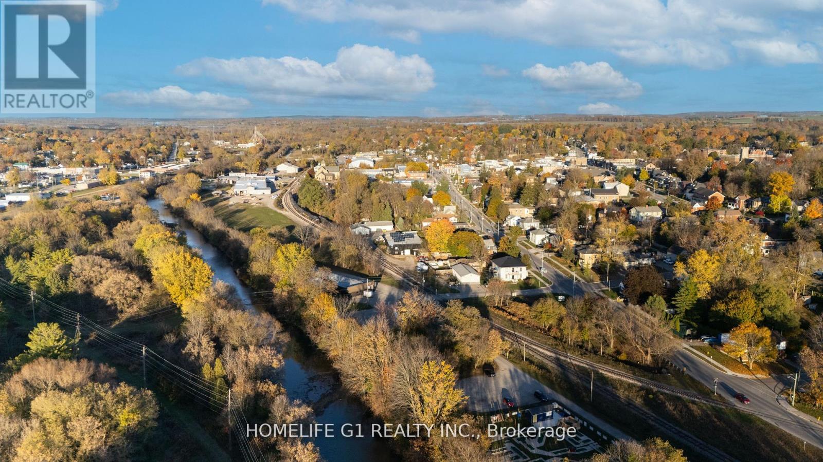 241 Charles Street W, Ingersoll, Ontario  N5C 2M5 - Photo 2 - X12553226