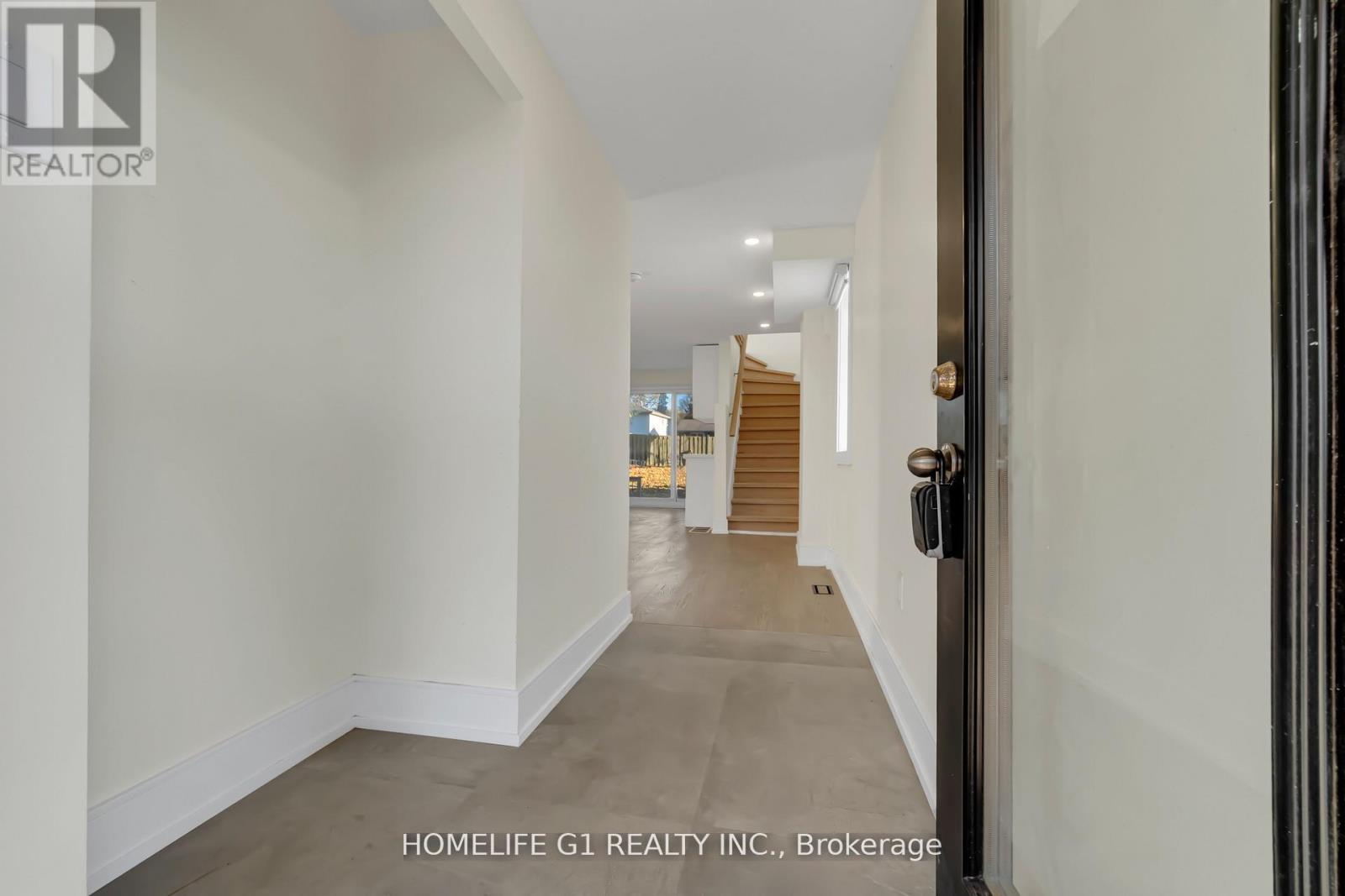 241 Charles Street W, Ingersoll, Ontario  N5C 2M5 - Photo 8 - X12553226