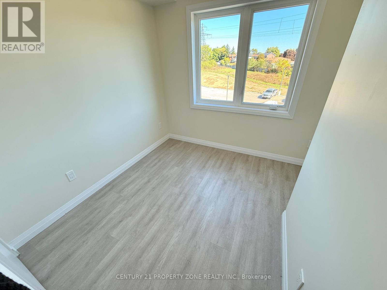 C60 - 370 Fisher Mills Road, Cambridge, Ontario  N3C 0G8 - Photo 31 - X12553238