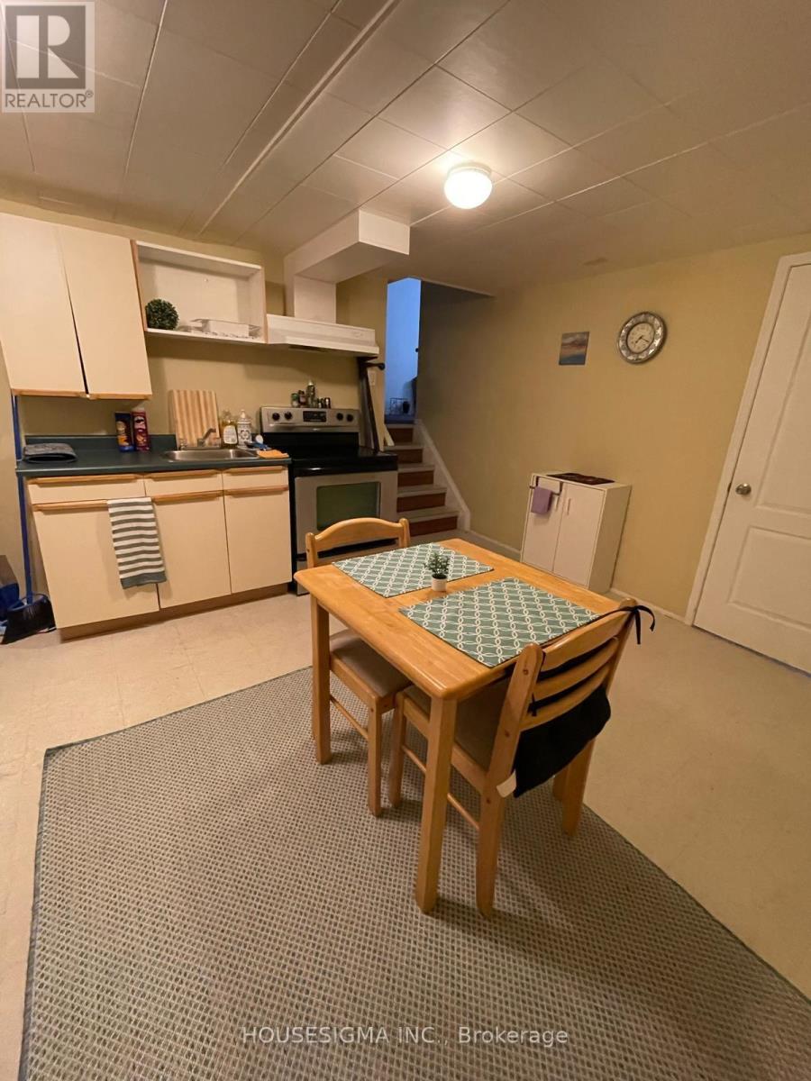 124 Dorchester Boulevard, St. Catharines, Ontario  L2M 6B9 - Photo 9 - X12553240